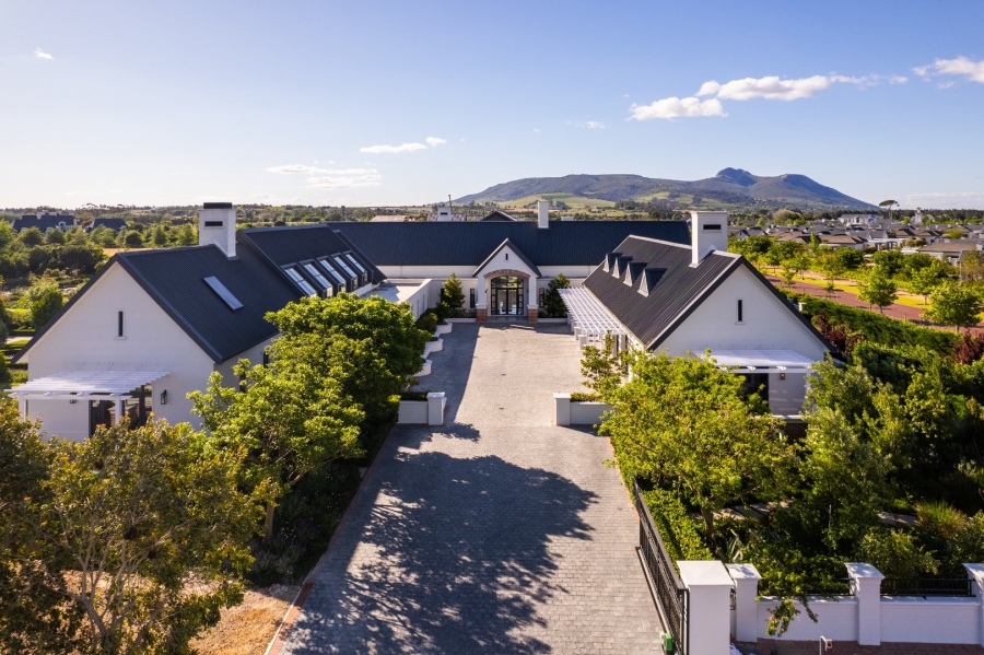 7 Bedroom Property for Sale in Val De Vie Estate Western Cape